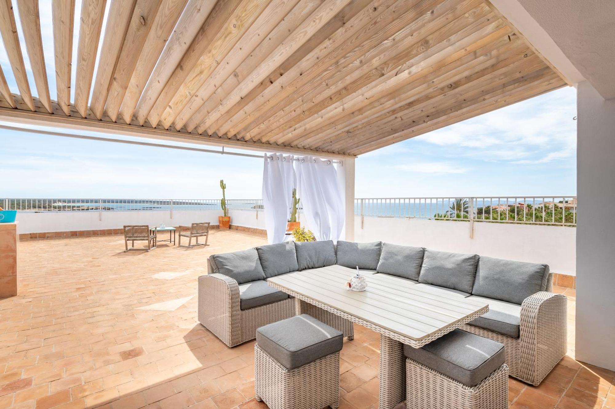 Beachfront Penthouse * Colònia de Sant Jordi